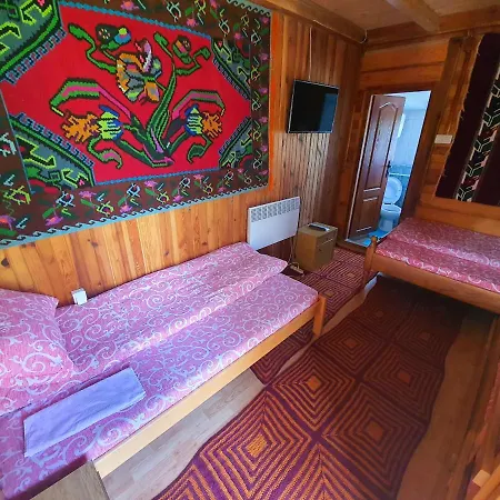 Log Uvac Vakantiehuis