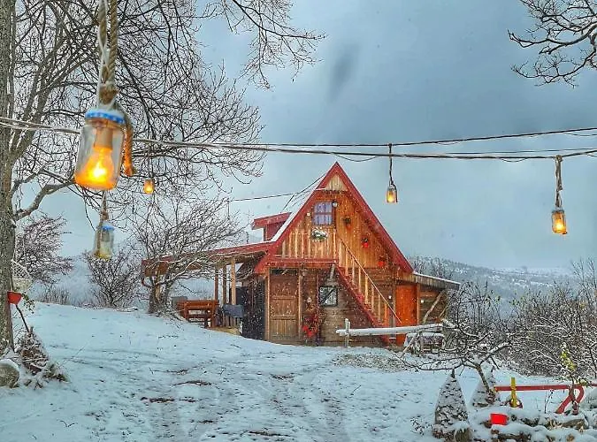 Log Uvac 度假居 *