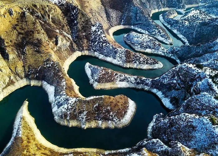 Log Uvac 度假居 *